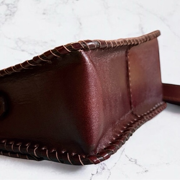 Leather Handmade Tooled Embossed Crossbody Handbag & Wallet Set New - Picture 6 of 12